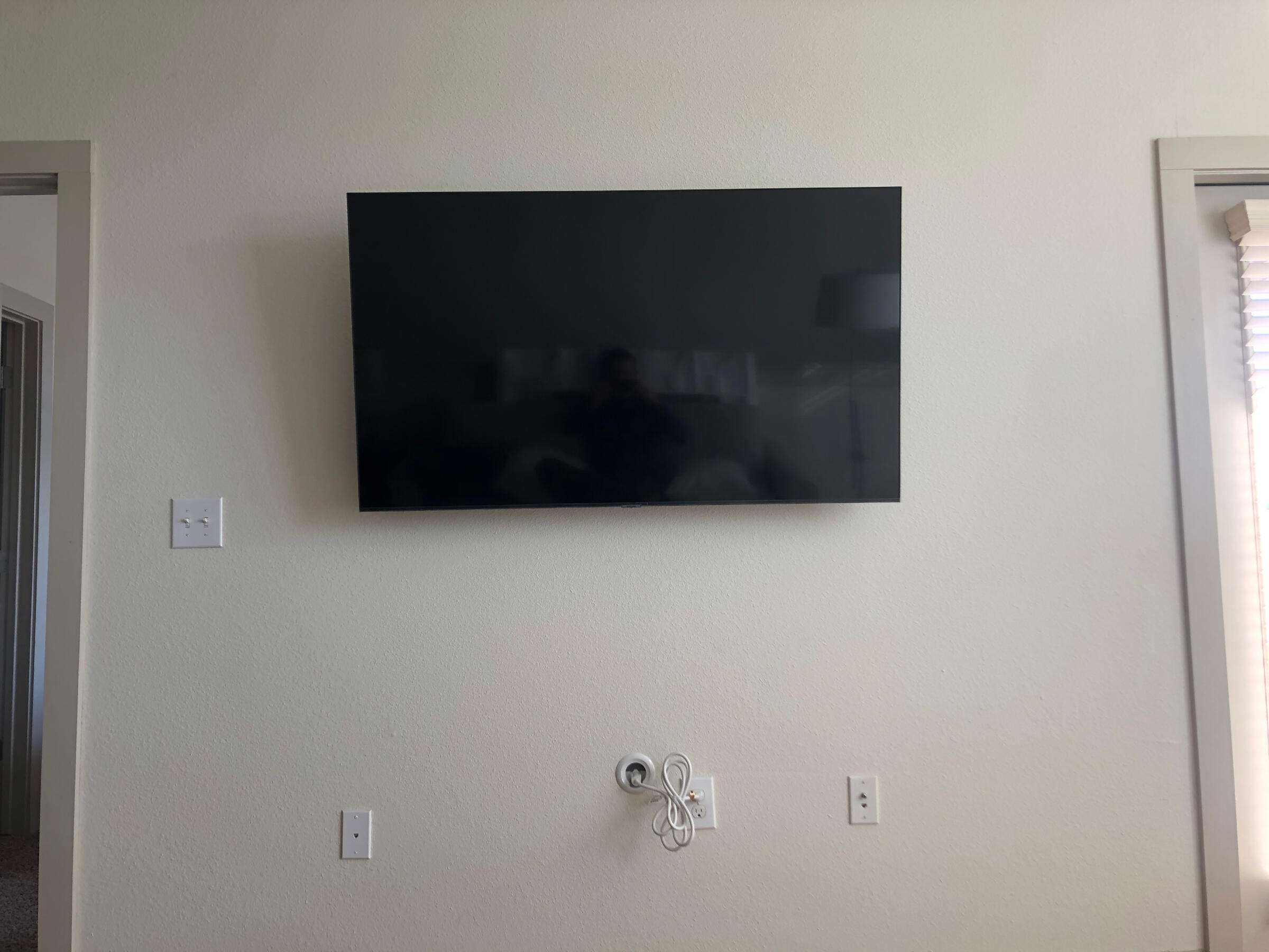 hidden cord tv mount